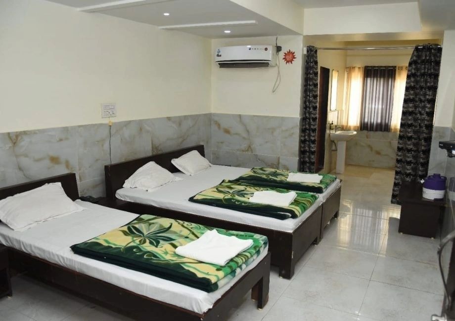 1st Deluxe Room Sarangpur Dharamshala Real Photo